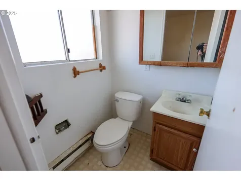 560 State Street North Bend OR 97459