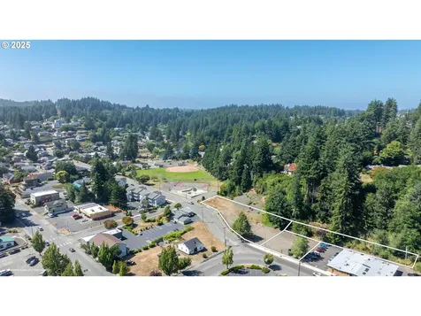 790 Commercial Avenue Coos Bay OR 97420