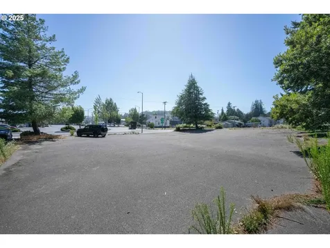 790 Commercial Avenue Coos Bay OR 97420