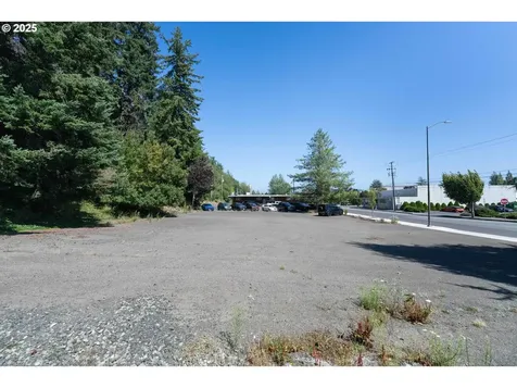 790 Commercial Avenue Coos Bay OR 97420