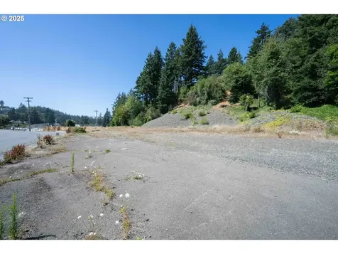 790 Commercial Avenue Coos Bay OR 97420