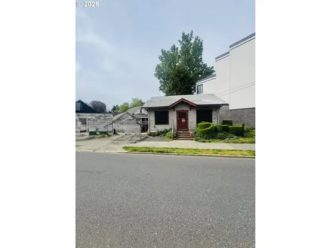 4515 N Albina Avenue Portland OR 97217