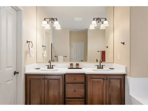 11645 SW Normandy Lane Wilsonville OR 97070