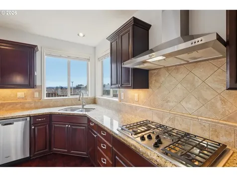 16772 NW Stalder Lane Portland OR 97229