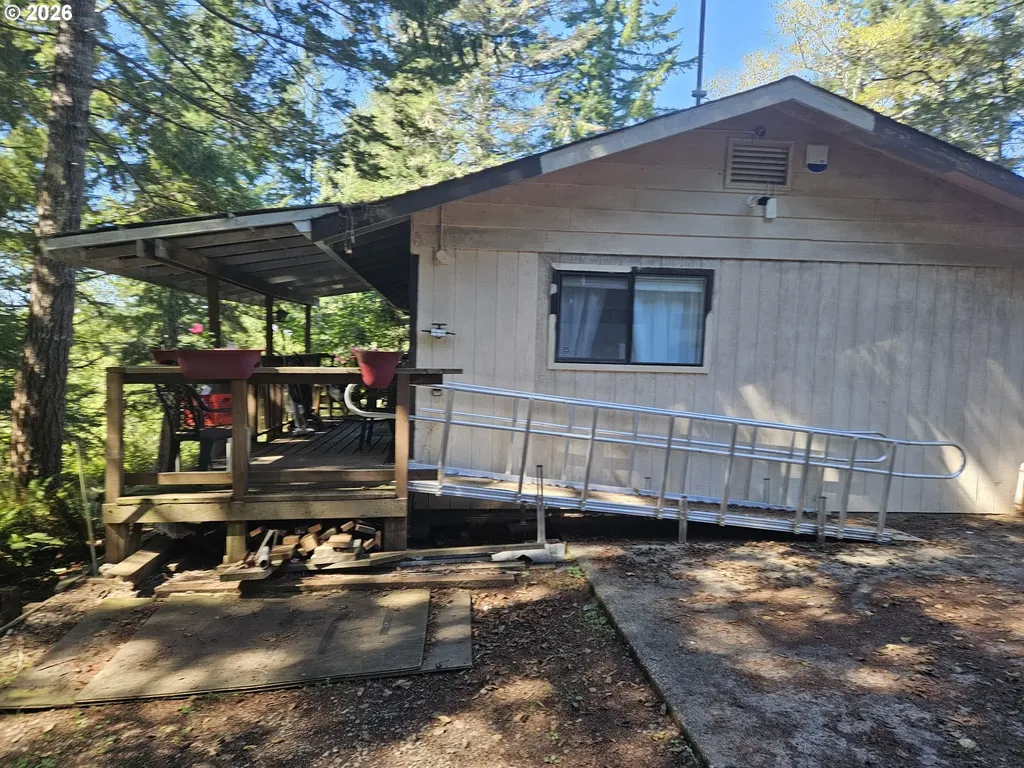 94629 Carlson Heights Lane North Bend OR 97459