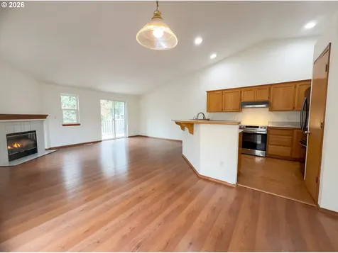 8641 NE Windstone Street Beaverton OR 97006