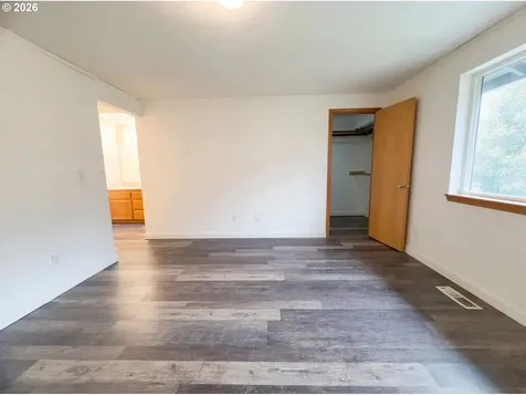 8641 NE Windstone Street Beaverton OR 97006