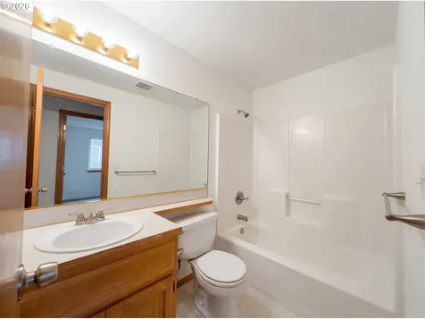 8641 NE Windstone Street Beaverton OR 97006