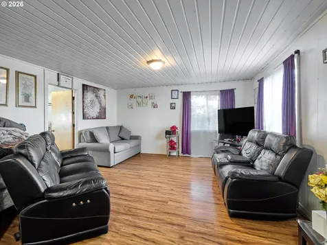 19931 Fobert Road NE Hubbard OR 97032