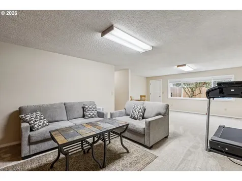 10714 NW 22nd Avenue Vancouver WA 98685