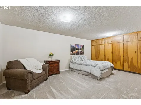 10714 NW 22nd Avenue Vancouver WA 98685