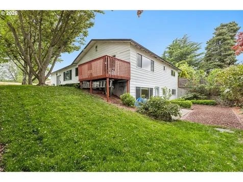 10714 NW 22nd Avenue Vancouver WA 98685