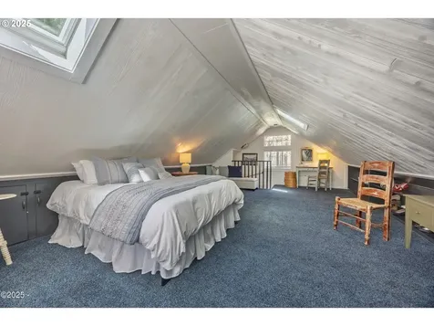 155 SE Hazelton Avenue Depoe Bay OR 97341