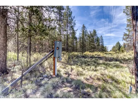 54592 Huntington Road Bend OR 97707