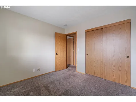 12506 SE Stark Street Portland OR 97233