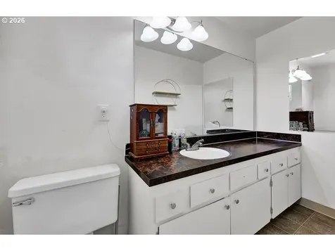 4514 Souza Street Eugene OR 97402