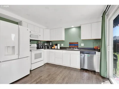 4514 Souza Street Eugene OR 97402