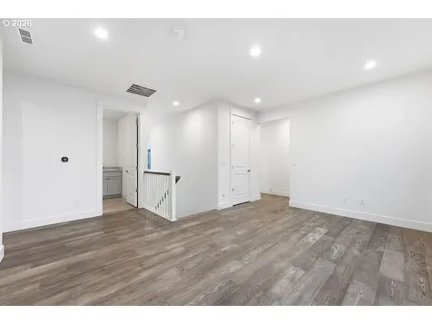 7741 NW Ladybug Place Portland OR 97229