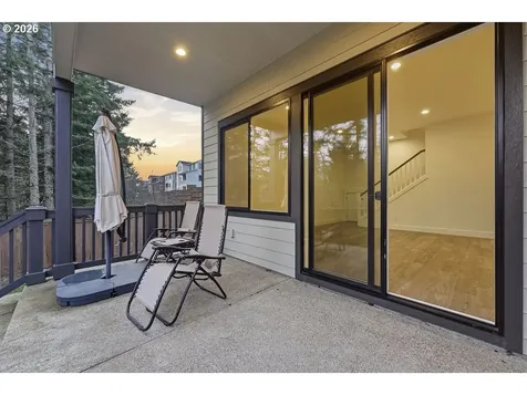 7741 NW Ladybug Place Portland OR 97229