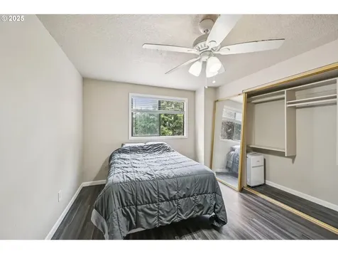 14923 NE Graham Street Portland OR 97230