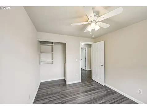 14923 NE Graham Street Portland OR 97230