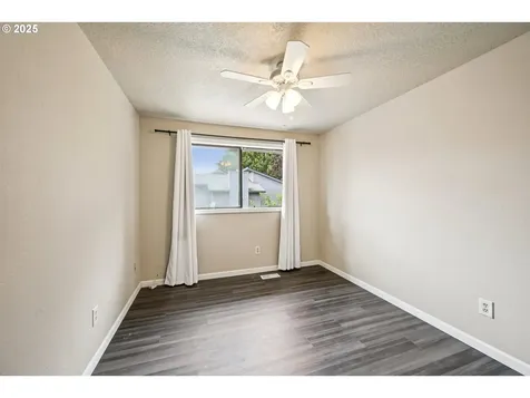 14923 NE Graham Street Portland OR 97230