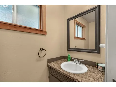 2128 44th Avenue Longview WA 98632