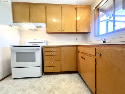1387 Hampton Way Woodburn OR 97071