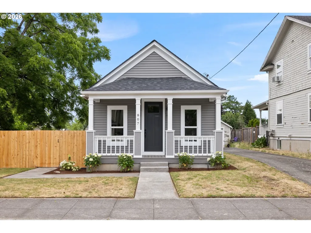807 NE 74th Avenue Portland OR 97213
