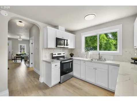 807 NE 74th Avenue Portland OR 97213