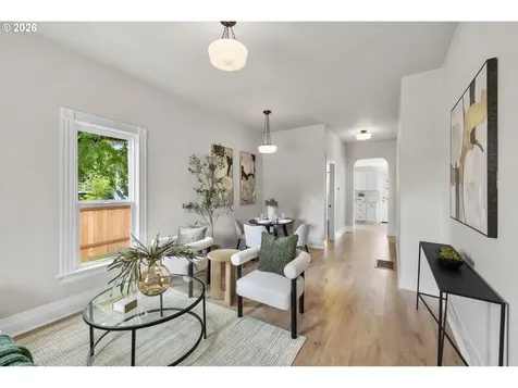 807 NE 74th Avenue Portland OR 97213