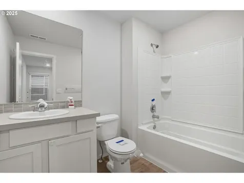 11529 NE 28th Street Vancouver WA 98684
