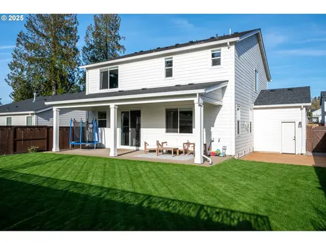 1545 N Spruce Street Canby OR 97013