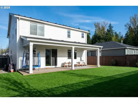 1545 N Spruce Street Canby OR 97013