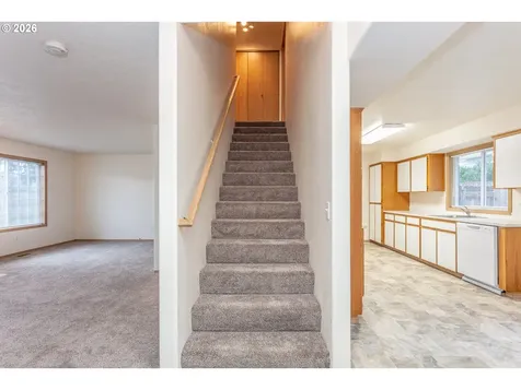 2431 SE 141st Avenue Portland OR 97233