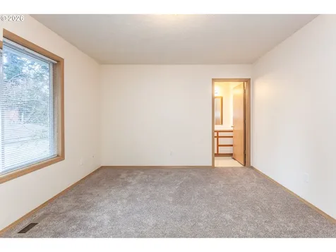 2431 SE 141st Avenue Portland OR 97233
