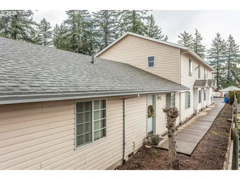 2431 SE 141st Avenue Portland OR 97233