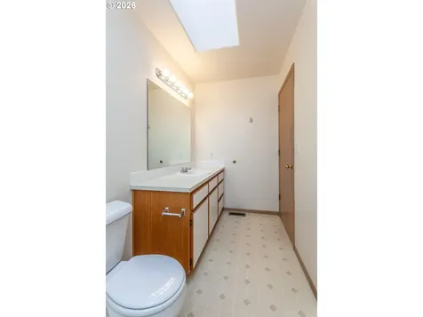 2431 SE 141st Avenue Portland OR 97233