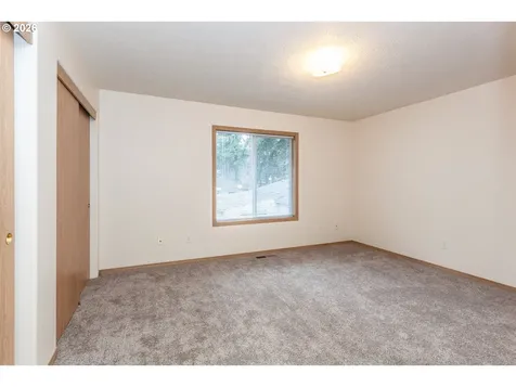2431 SE 141st Avenue Portland OR 97233