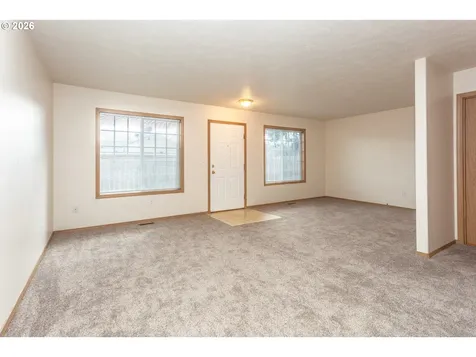 2431 SE 141st Avenue Portland OR 97233