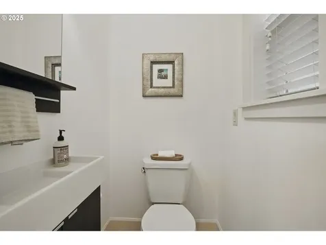 2222 SE 48th Avenue Portland OR 97215
