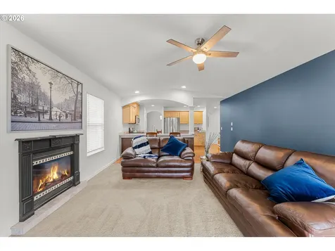 2483 Dorsey Drive Hubbard OR 97032
