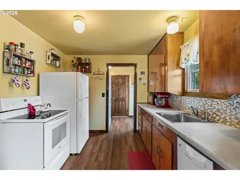 547 NE Yamhill Street Willamina OR 97396