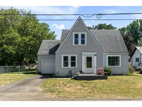 547 NE Yamhill Street Willamina OR 97396