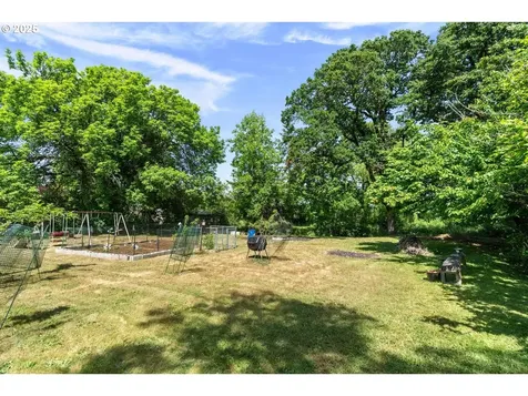 547 NE Yamhill Street Willamina OR 97396