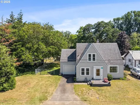 547 NE Yamhill Street Willamina OR 97396