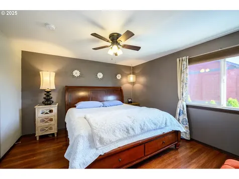 517 S Whitney Drive Newberg OR 97132