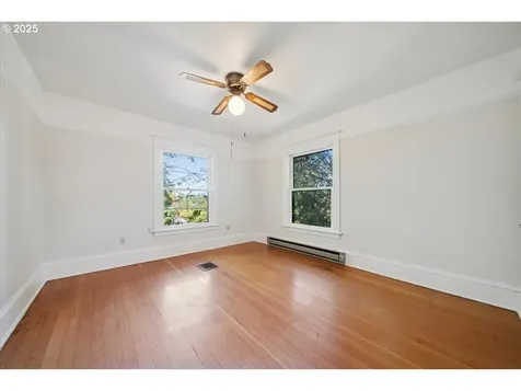 2944 SE Taylor Street Portland OR 97214