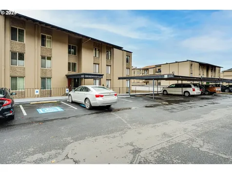 5575 E Evergreen Boulevard Vancouver WA 98661