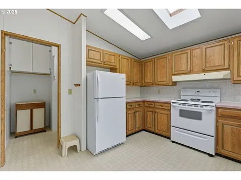 100 SW 195th Avenue Beaverton OR 97006
